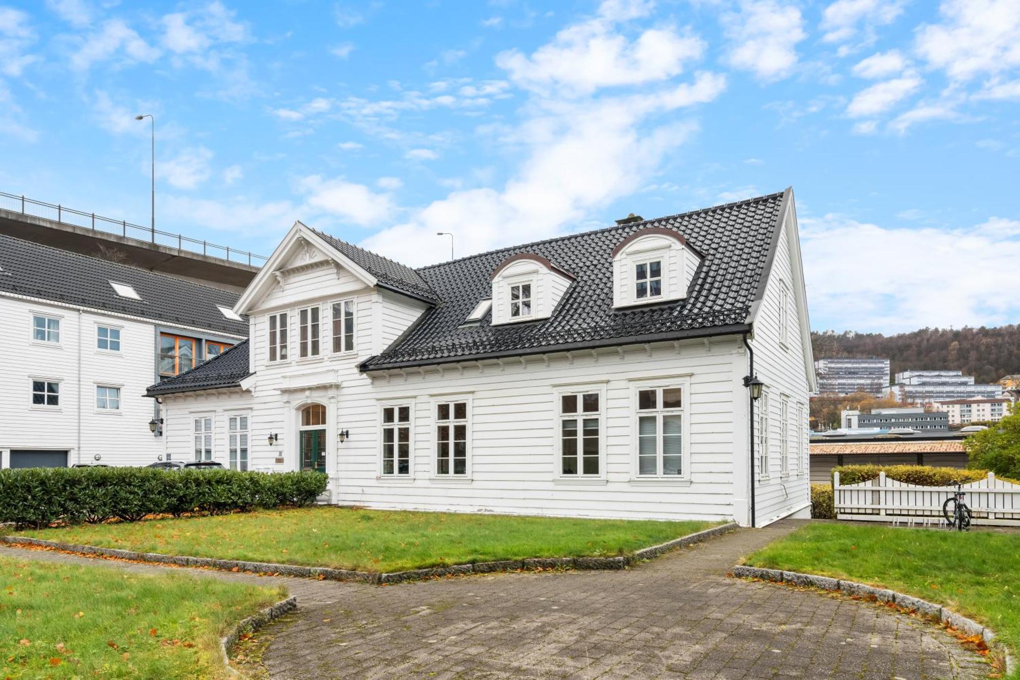 Experience Norway's History I With Free Parking Apartment